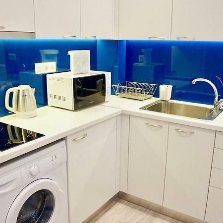 Modern & Central Apt In Афины Экстерьер фото