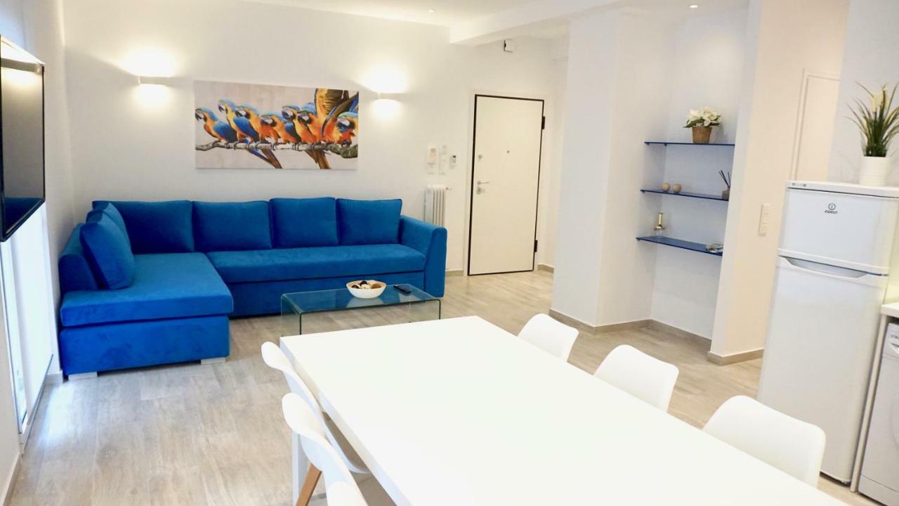 Modern & Central Apt In Афины Экстерьер фото