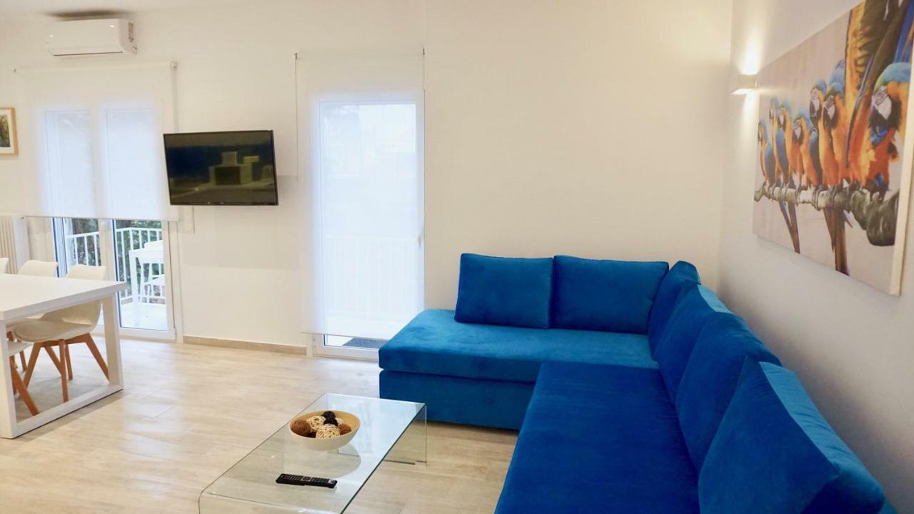 Modern & Central Apt In Афины Экстерьер фото